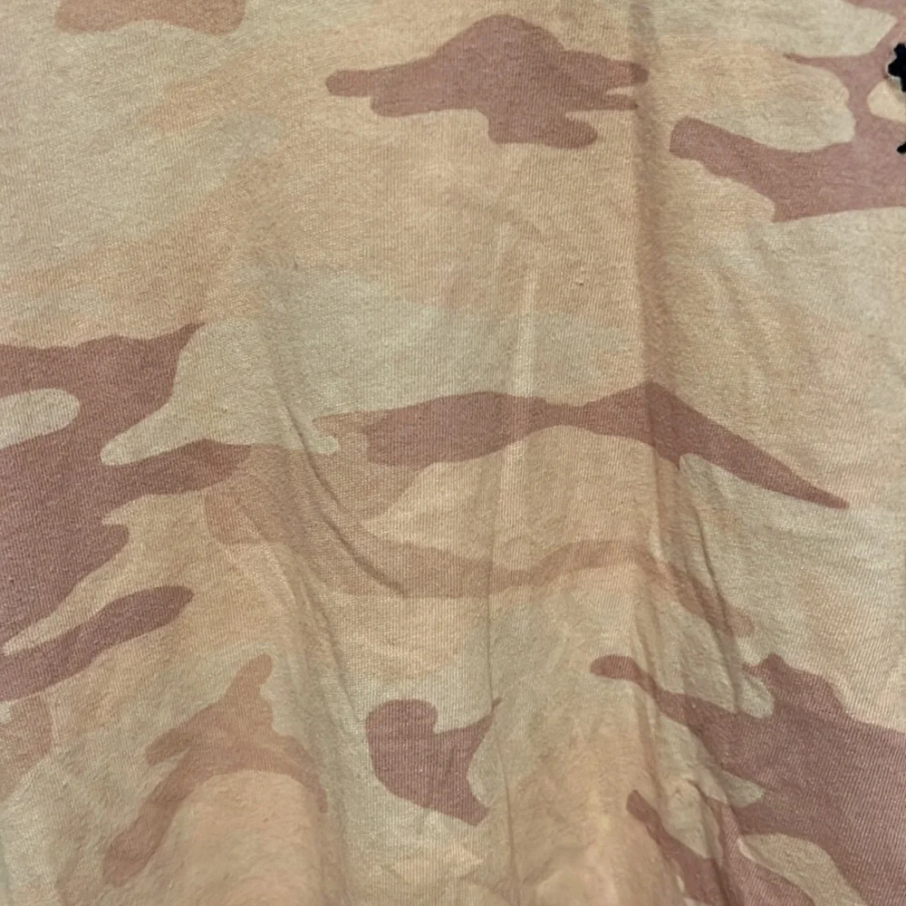 VGUC- Girls Abercrombie and Fitch camo shirt, size 13/14 - Picture 2 of 5